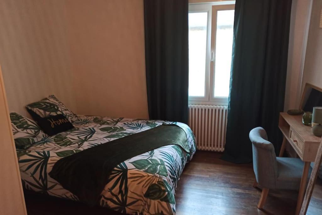 Petite Maison De Bourg Proche A84 デュシー・レ・シェリス エクステリア 写真